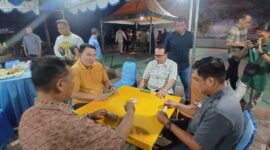  Wakil Bupati Natuna Jarmin secara resmi membuka Open Turnamen Akbar Domino Se-Kabupaten Natuna yang digelar di Alun-Alun Pantai Piwang, pada Jumat (02/10/2026) malam. Foto: Istimewa 