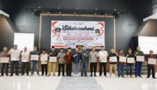 Silaturahmi bersama LPM, RW, RT, dan tokoh masyarakat se-Kecamatan Sagulung di Gedung Serbaguna Plaza Kecamatan Sagulung. Foto: INIKEPRI.COM/Media Center Batam 