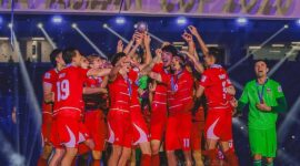 Timnas Indonesia mengangkat tropi. Foto: timnas Indonesia 