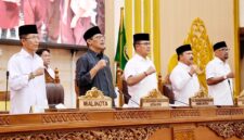 Rapat paripurna di Ruang Sidang Utama DPRD Kota Batam. Foto: INIKEPRI.COM/Media Center Batam 