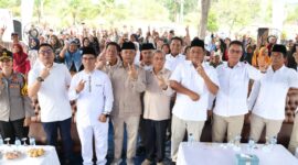 Anggota DPR RI dari Daerah Pemilihan Kepulauan Riau, Endipat Wijaya, saat melaksanakan kunjungan reses di Kabupaten Karimun. Foto: INIKEPRI.COM