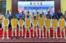 Bupati Natuna Cen Sui Lan melepas 334 anggota kontingen Kabupaten Natuna yang akan mengikuti Pekan Olahraga Provinsi (Porprov) VI Kepulauan Riau (Kepri) 2026. Foto: Istimewa