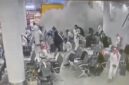 Rekaman CCTV menunjukkan reaksi orang-orang terhadap serangan di Bandara Internasional Abha, di Abha, Provinsi Asir, Arab Saudi, dalam cuplikan layar dari video yang dirilis pada Kamis (15/10/2026). Foto: via REUTERS/SAUDI TV